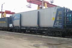40-futovoyj-kontejner-na-40-futovoj-platforme