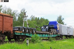 avtomobilnyj-tyagach-na-24-h-metrovoj-platforme