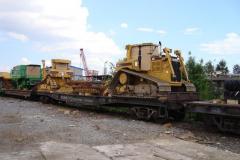 buldozery-na-fitingovoj-platforme