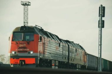 В I полугодии погрузка на Куйбышевской железной дороге снизилась на 6,9% год к году (РЖД-Партнер от 08.07.2025г.)